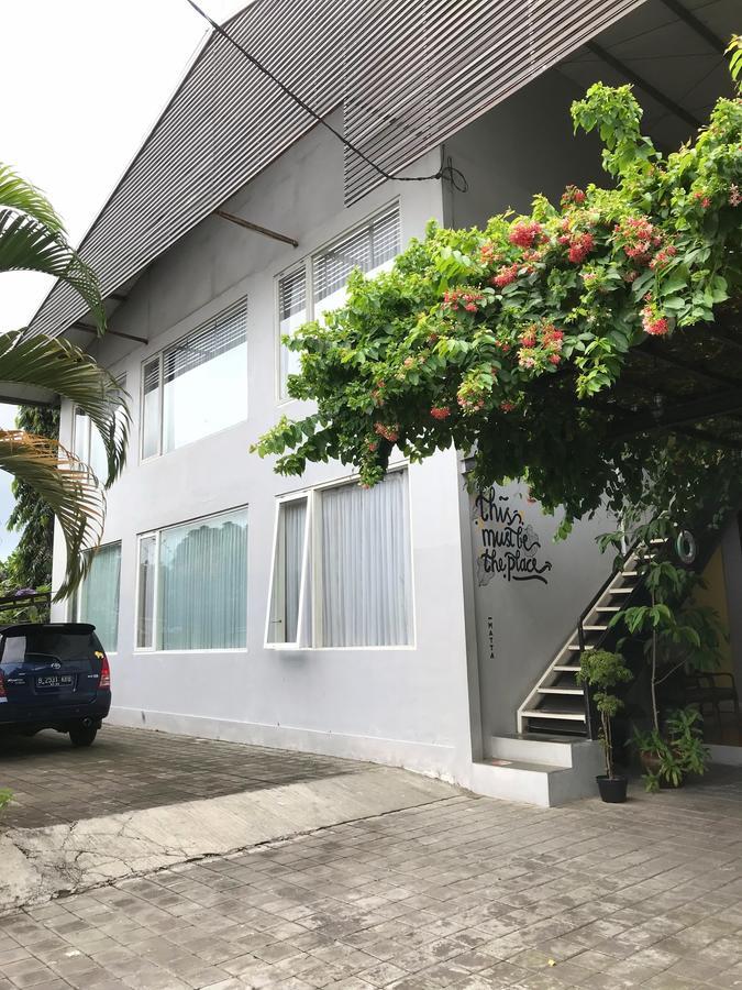 Matta Lodge Kuta Selatan Buitenkant foto