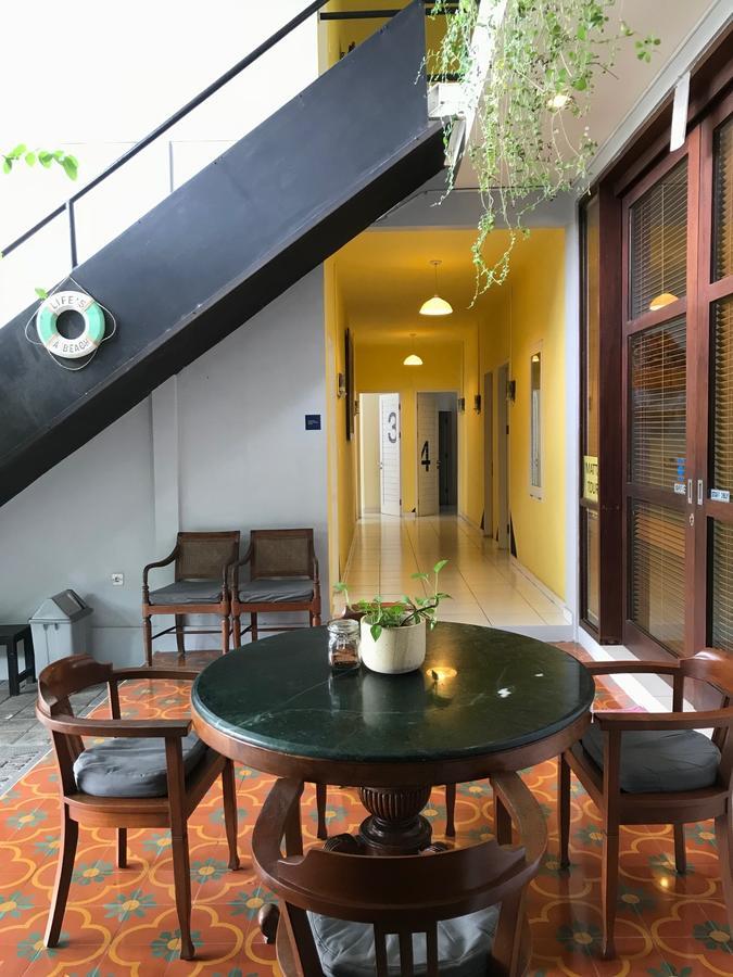 Matta Lodge Kuta Selatan Buitenkant foto